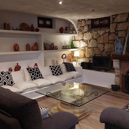 El Campillo Villa Pelabravo ภายนอก รูปภาพ