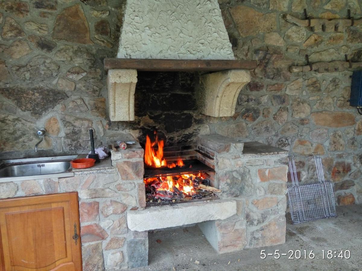 El Campillo Villa Pelabravo ภายนอก รูปภาพ