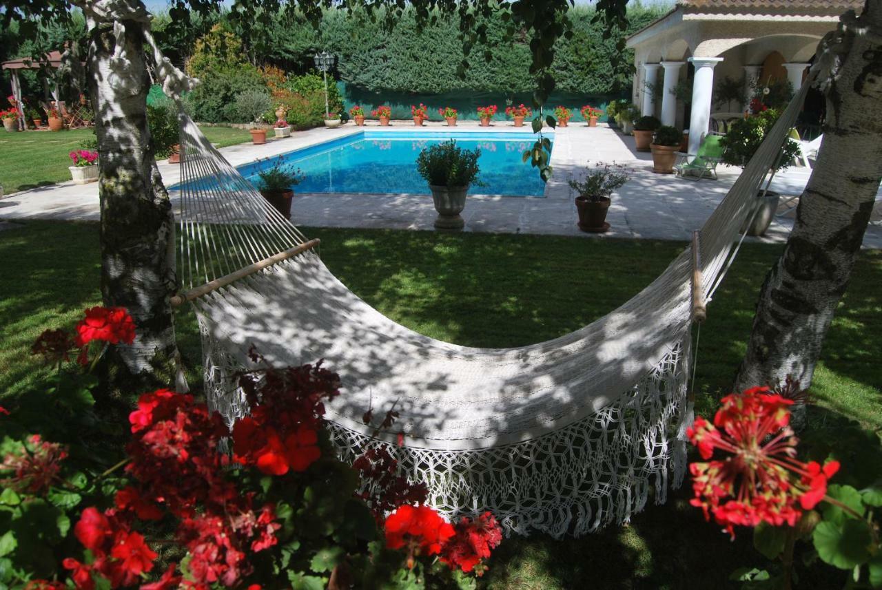 El Campillo Villa Pelabravo ภายนอก รูปภาพ