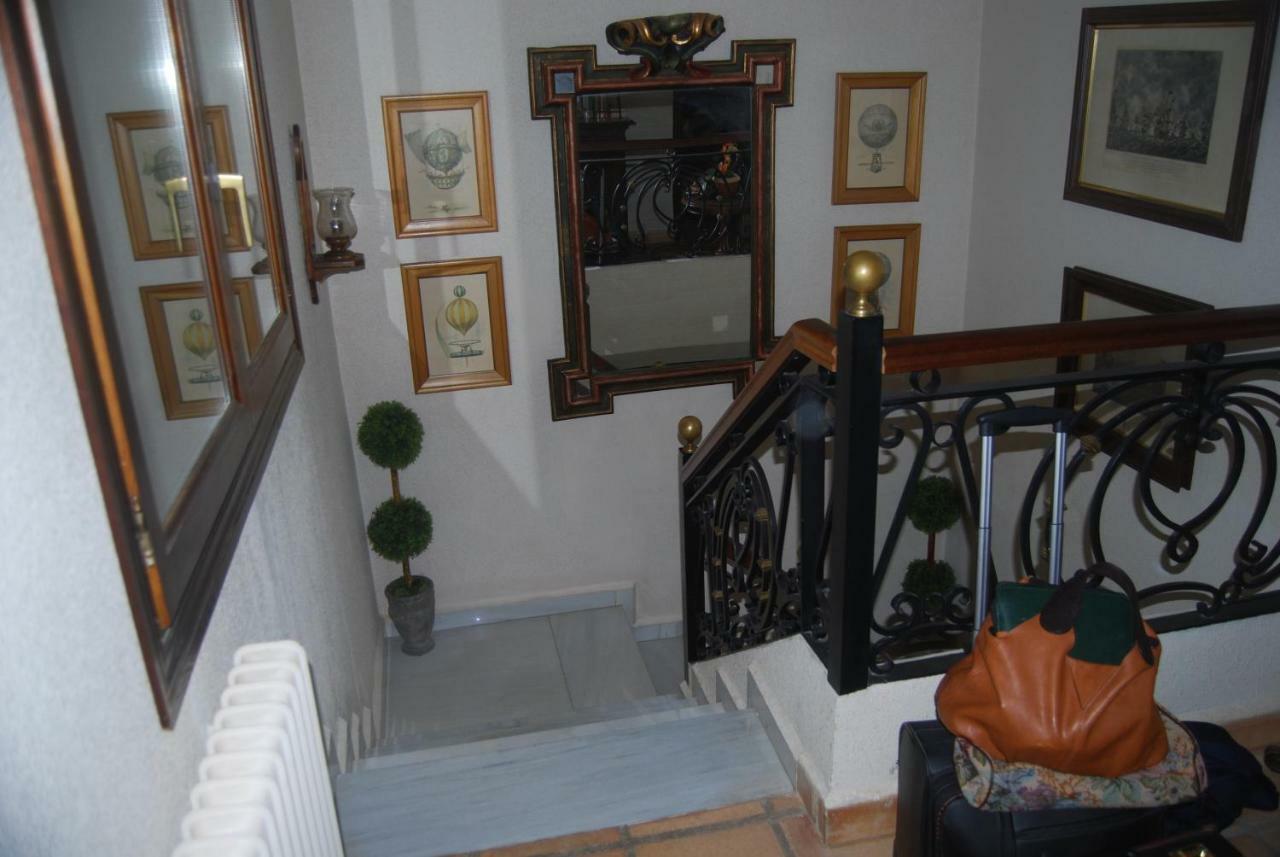El Campillo Villa Pelabravo ภายนอก รูปภาพ